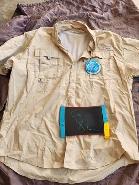 Columbia Men's Khaki Short-Sleeve Fishing Shirt New With Tags XL UPF